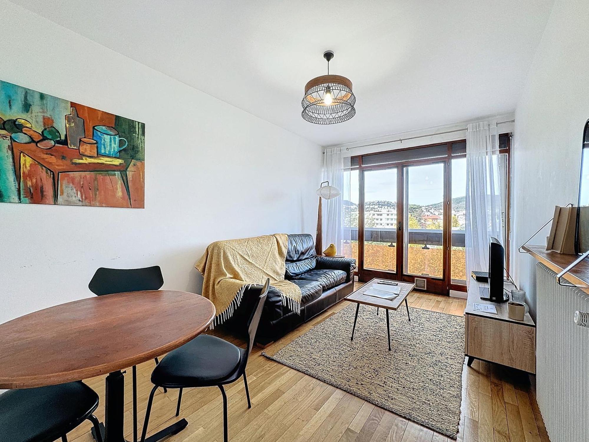 La Lassolas - Charmant T2 Avec Balcon Et Garage Chamalières Eksteriør billede