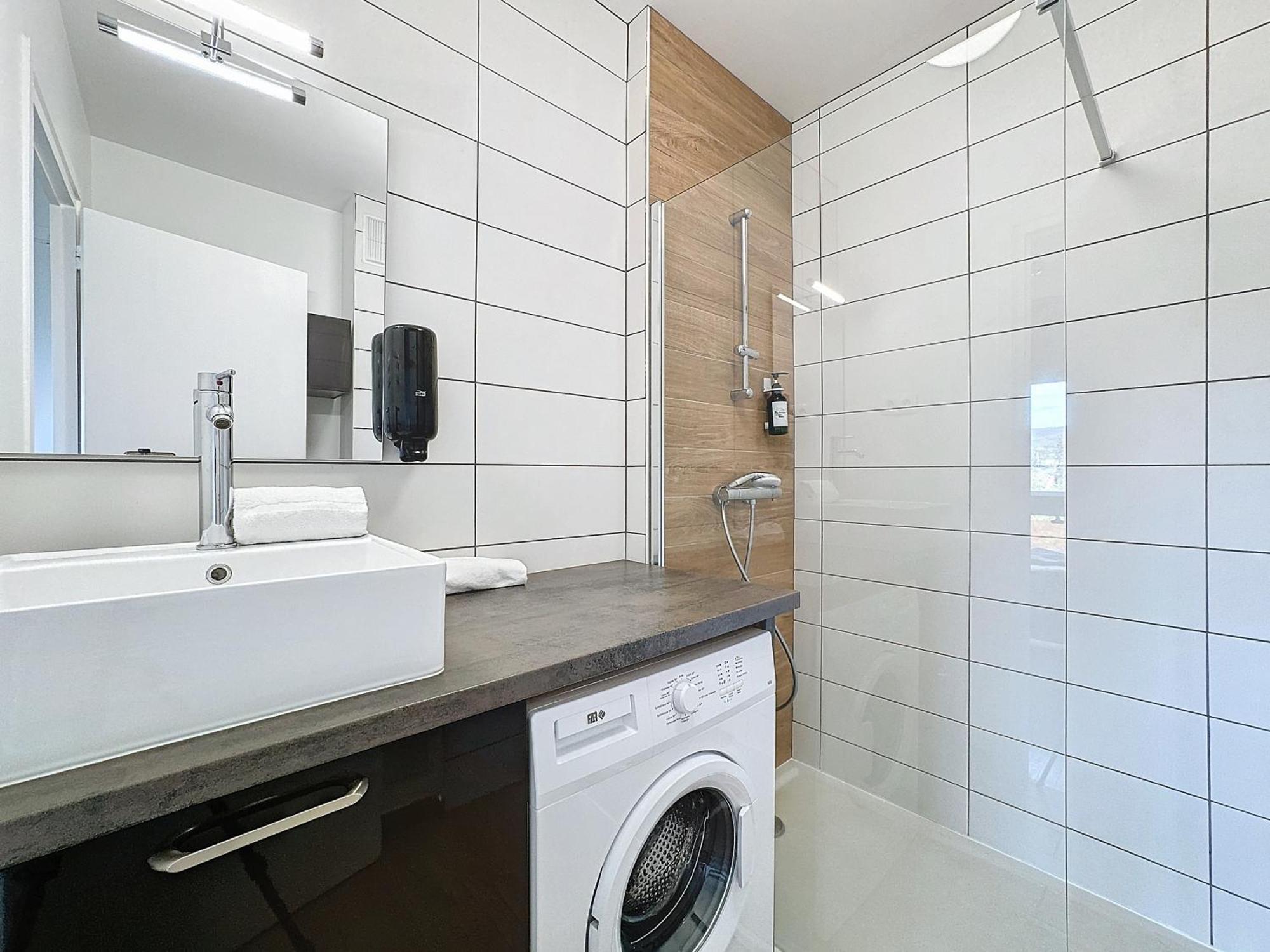 La Lassolas - Charmant T2 Avec Balcon Et Garage Chamalières Eksteriør billede